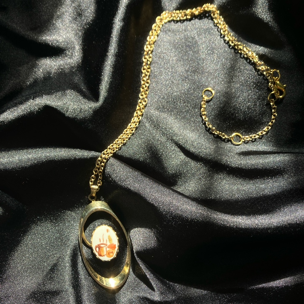 Cute Vintage Hand Painted Plant Pendant Necklace